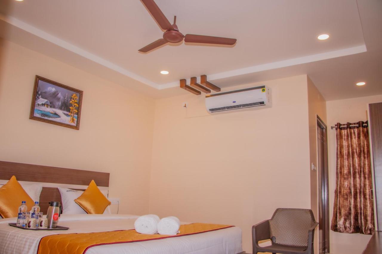 Hotel Mountview Comforts Tirupati Eksteriør billede