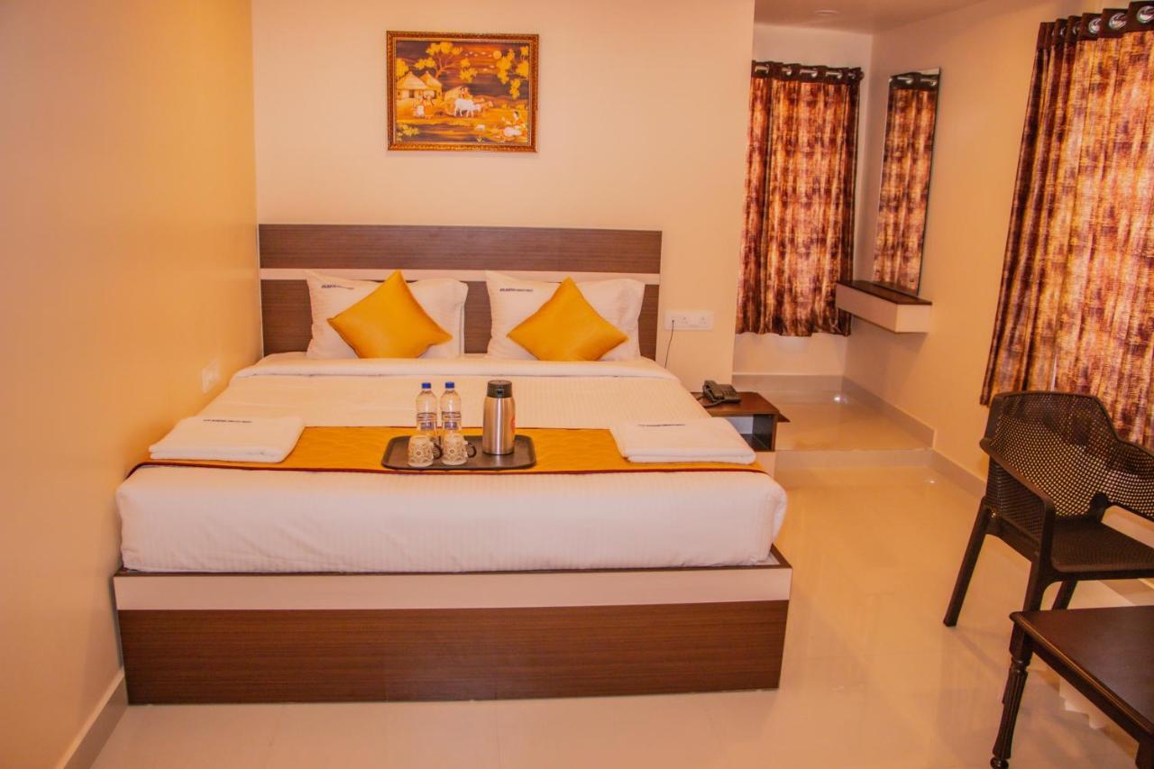 Hotel Mountview Comforts Tirupati Eksteriør billede