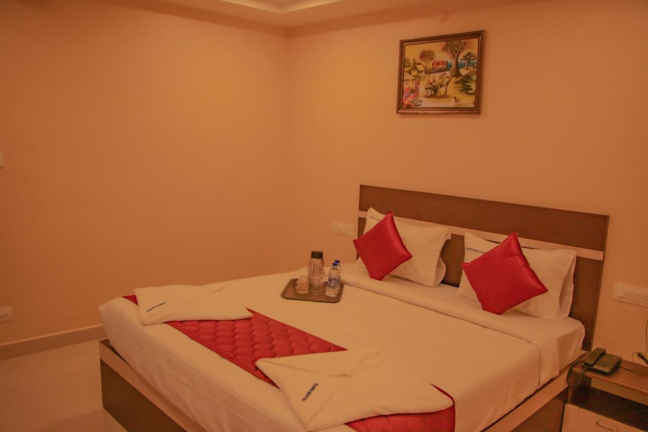 Hotel Mountview Comforts Tirupati Eksteriør billede