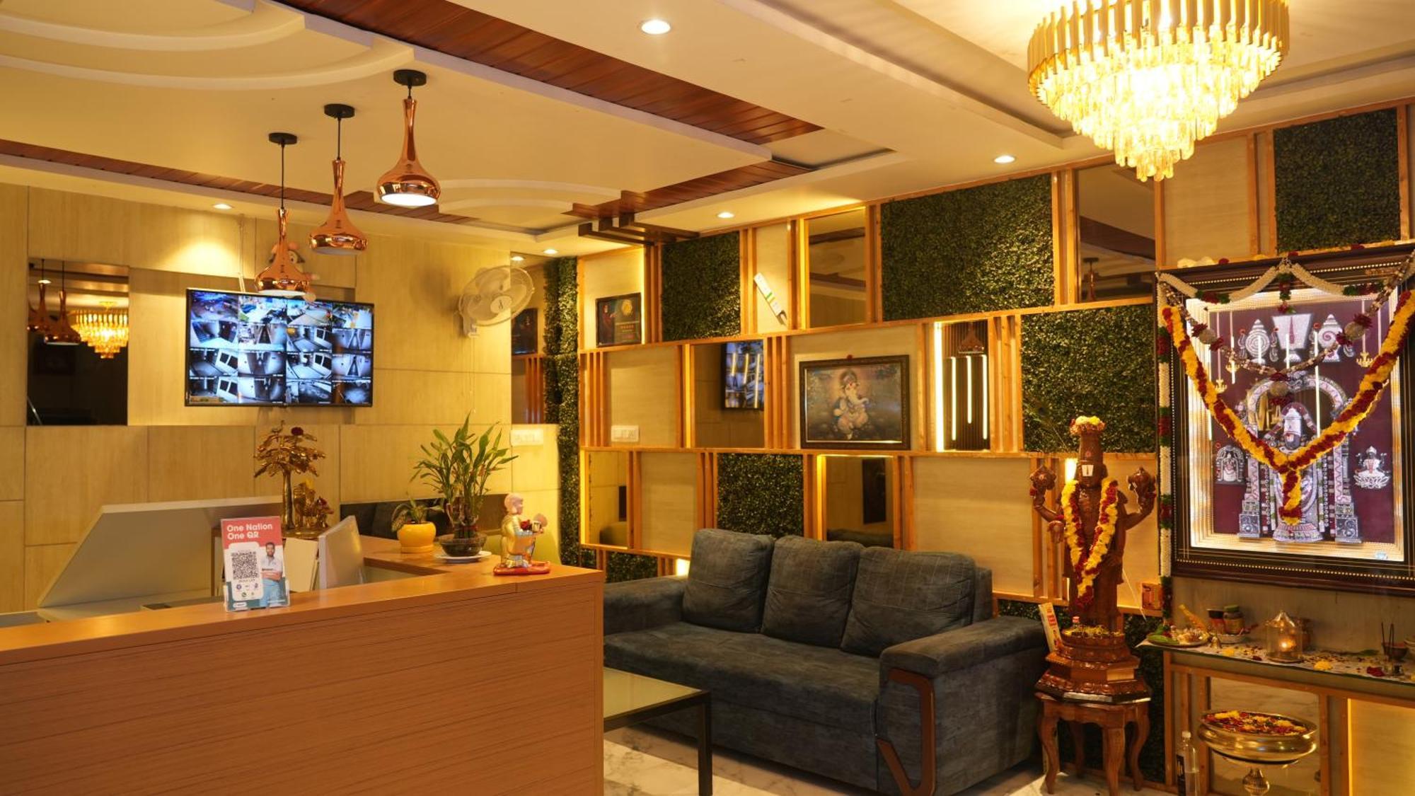 Hotel Mountview Comforts Tirupati Eksteriør billede