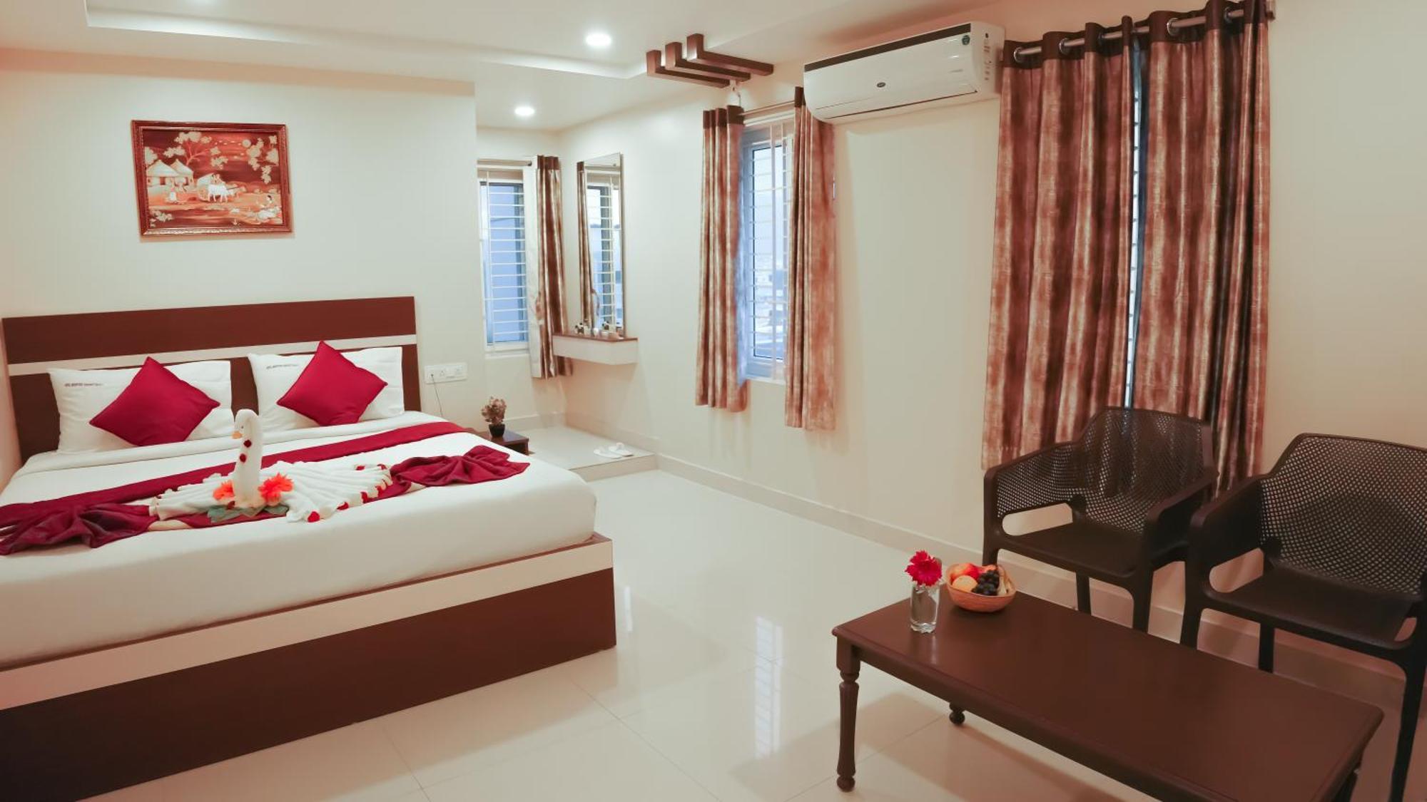 Hotel Mountview Comforts Tirupati Eksteriør billede